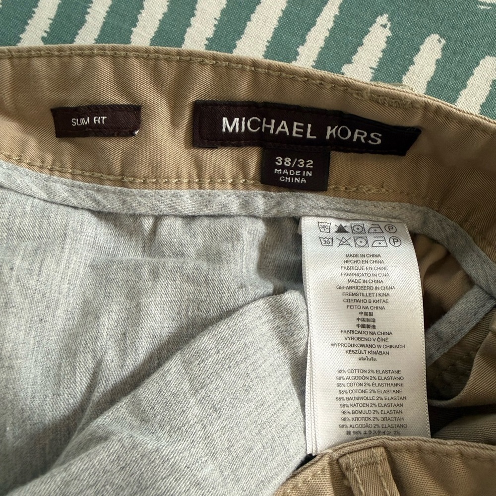 Michael Kors Women's Beige Skinny Jeans - Picture 5 of 5